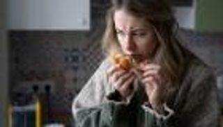 هل فقدان حاستي التذوق والشم من أعراض أوميكرون؟