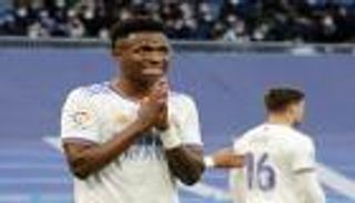 فوز برشلونة وتعثر الريال.. 10 أرقام مثيرة قبل توقف الدوري الإسباني