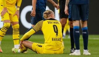 إيرلينج هالاند مهاجم بروسيا دورتموند