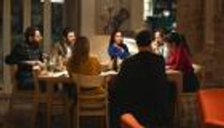 أصحاب ولا أعز.. نقابة الممثلين تعلن موقفها من دور منى زكي