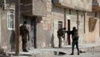 تجدد اشتباكات "غويران" بسوريا.. استهداف مواقع تحصن الدواعش الفارين