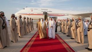 ولي عهد أبوظبي يستقبل العاهل البحريني - أرشيفية