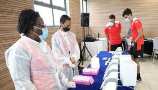 مسحات كورونا لمنتخب تونس