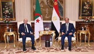 الرئيس المصري عبد الفتاح السيسي ونظيره عبد المجيد تبون