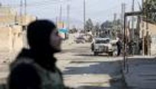 أزمة "غويران" في سوريا.. ارتفاع القتلى لـ166 ونقل "أشبال الخلافة"