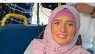 هل ارتدت زينة الحجاب بسبب "كوثر".. ما قصة الصورة المنتشرة؟