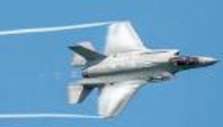 واشنطن تسعى لانتشال طائرة إف-35 سقطت في بحر الصين