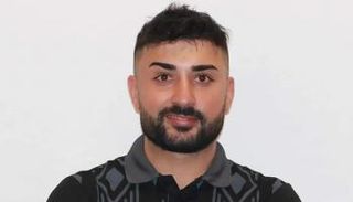  أياز عثمان لاعب منتخب سوريا