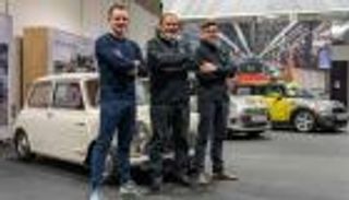 سيارات "ميني" الكلاسيكية تصالح البيئة.. مرحبا بالطاقة النظيفة