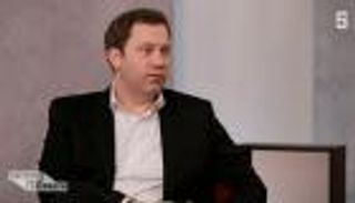 الحزب الحاكم بألمانيا يحذر من حرب بوسط أوروبا