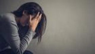 مخاطر قاتلة.. تحذير لأصحاب الأمراض المزمنة من الاضطرابات النفسية