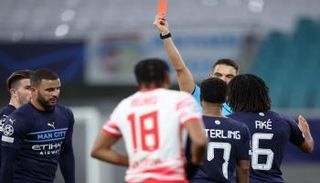 إيقاف كايل ووكر في دوري أبطال أوروبا