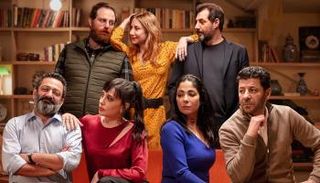 منى زكي ونجوم فيلم أصحاب ولا أعز