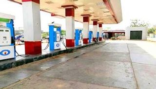 محطة تزويد وقود في اليمن