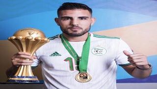 أندي ديلور مهاجم منتخب الجزائر