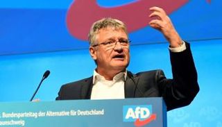 السياسي المستقيل