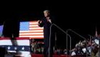 ترامب يلوح بالترشح لرئاسيات 2024.. ويتعهد بـ"هدية الفوز"