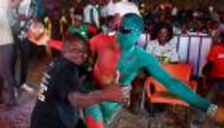 بوركينا فاسو بنصف نهائي الأمم الأفريقية.. ليلة فرح تنسي وجع الانقلاب