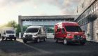 سيارة خدمية بنكهة كهربائية من "فورد".. تعرف على "Transit"