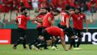 محمد صلاح و"الجردل".. قصة صورة أشعلت السوشيال ميديا