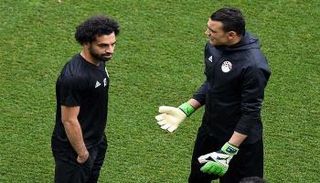 محمد صلاح وعصام الحضري