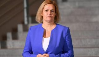 وزيرة الداخلية الألمانية نانسي فيسر