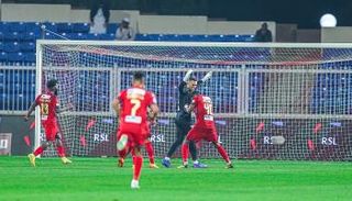 مصطفى زغبة حارس ضمك