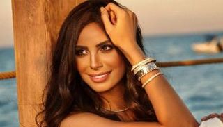 آمال ماهر من جلسة التصوير