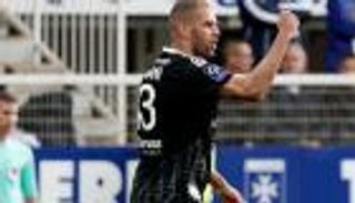 فك العقدة.. سليماني يرد على بلايلي بافتتاح أهدافه مع بريست (فيديو)