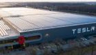 تسلا تغير خريطة مبيعات السيارات الكهربائية بألمانيا.. سر الرقم 2000