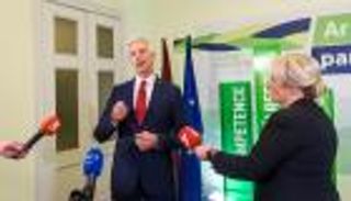 روسيا تنزف انتخابيا في لاتفيا.. "القلق" يحدث الفارق