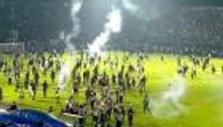 الأحزان مستمرة.. كارثة الدوري الإندونيسي تشهد فصولا جديدة