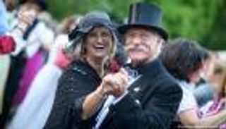 الرقص وكبار السن.. فوائد صحية جمّة للجسم والدماغ