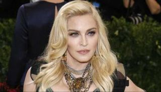 النجمة مادونا