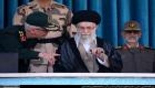 خامنئي يستدعي "نظرية المؤامرة" في احتجاجات مهسا أميني