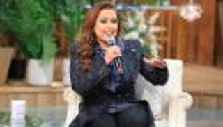 سيمون تتحدث عن سر استمرار نجومية عمرو دياب