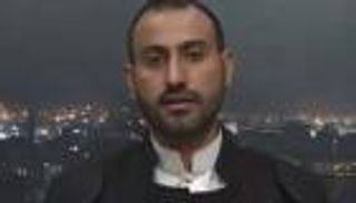 صفعة مدوية للحوثي.. انشقاق قيادي وانضمامه للشرعية