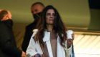 "ستدفعين الثمن".. وكيل لاعبين يبتز امرأة تشيلسي الحديدية