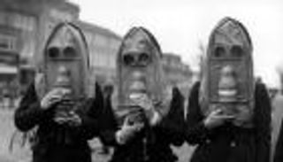 ثعابين ونووي وغازات سامة.. جزر الرعب "المحرمة" على البشر