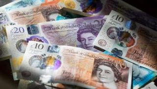 الاسترليني يواجه ضغوطا متزايدة