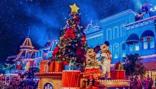 زيارة ديزني لاند في فترة الكريسماس