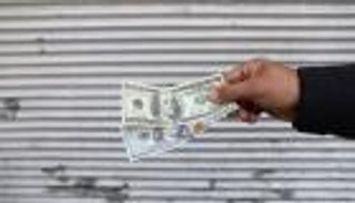 سعر الدولار اليوم في مصر الجمعة 7 أكتوبر 2022.. مناورة خضراء بالسوق البيضاء