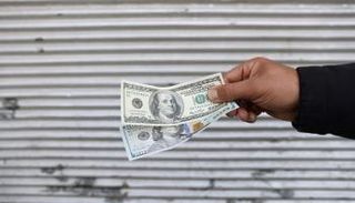 سعر الدولار اليوم في مصر - رويترز