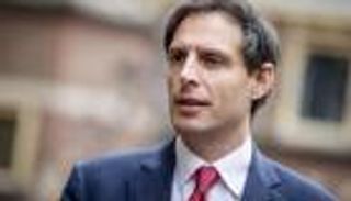 هولندا تنصح رعاياها بعدم السفر إلى إيران