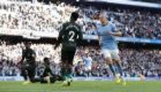 هداف الدوري الإنجليزي.. ماكينة هالاند تحصد ضحية جديدة برقم غاب 65 عاما