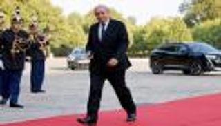 "عاصفة مهسا" تدفع 3 دول لسحب رعاياها ومنع سفرهم لإيران