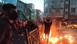 احتجاجات إيران.. ارتفاع القتلى وتعطيل المدارس وقلق حكومي