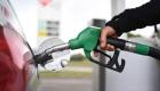 على خطى لبنان.. أزمة وقود تشتعل في تونس وسط طمأنة حكومية