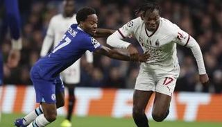 من مباراة ميلان وتشيلسي في دوري أبطال أوروبا