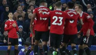 كريستيانو رونالدو يحتفل ضد إيفرتون